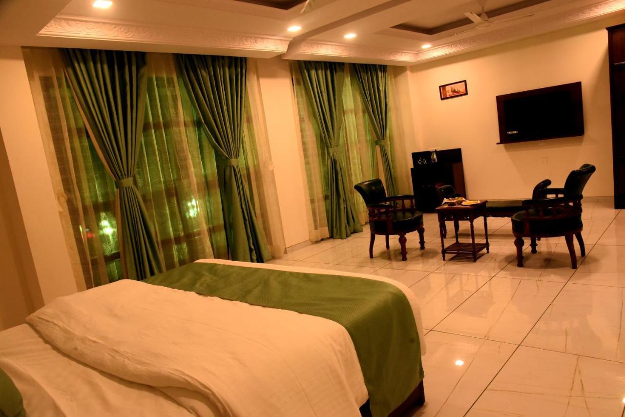 Vits Excellensea Karde Beach Dāpoli Екстериор снимка