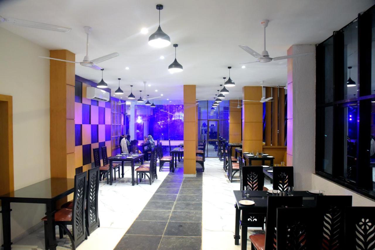 Vits Excellensea Karde Beach Dāpoli Екстериор снимка