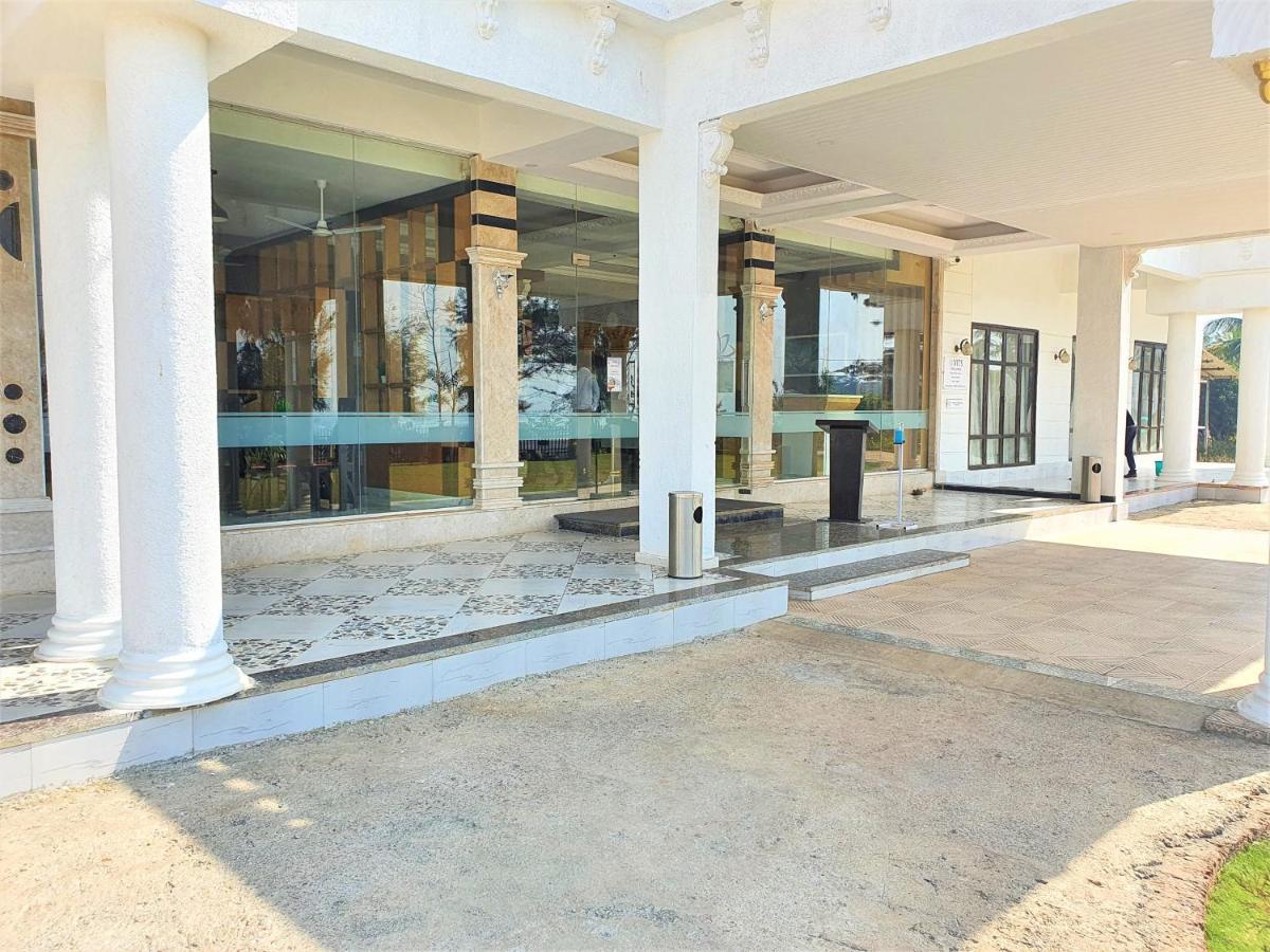 Vits Excellensea Karde Beach Dāpoli Екстериор снимка